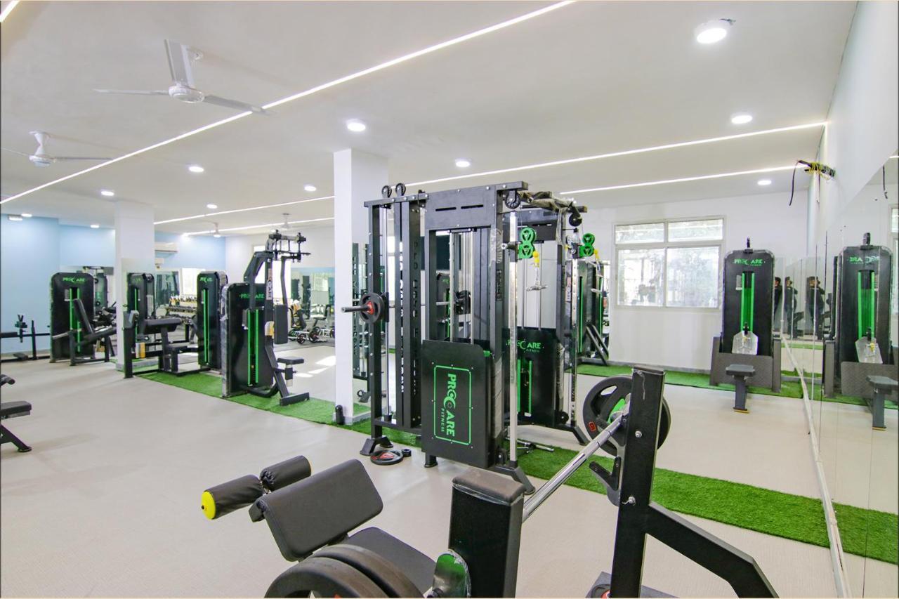 Fabhotel Singh Suite Gurgáon Kültér fotó